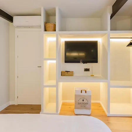 Apartamento Acogedor Frente A Mercat Central Valencia Exterior photo