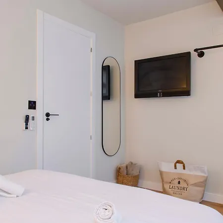 Apartamento Acogedor Frente A Mercat Central Valencia Exterior photo